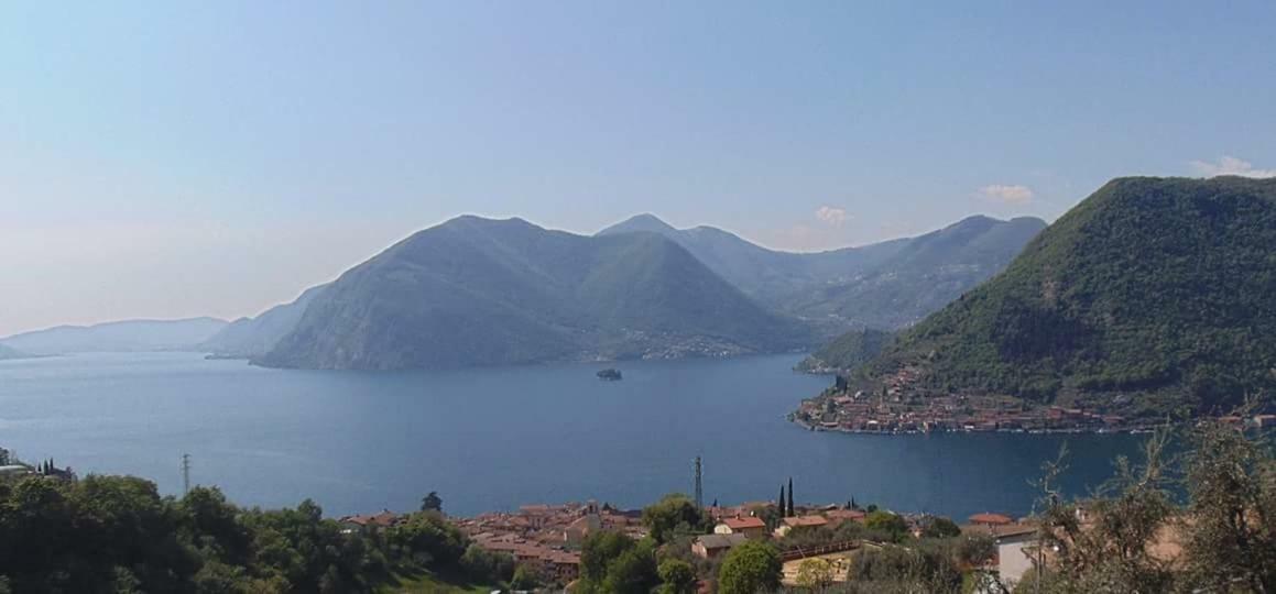 Appartamento Clivo Solto Collina Luaran gambar