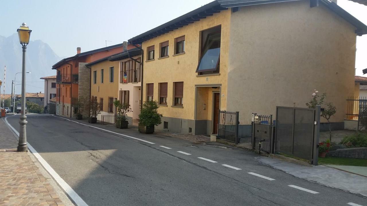 Appartamento Clivo Solto Collina Luaran gambar