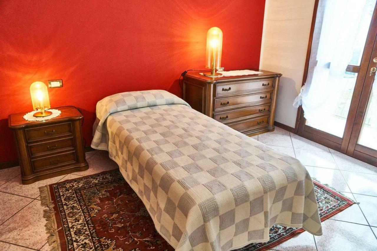 Appartamento Clivo Solto Collina Luaran gambar