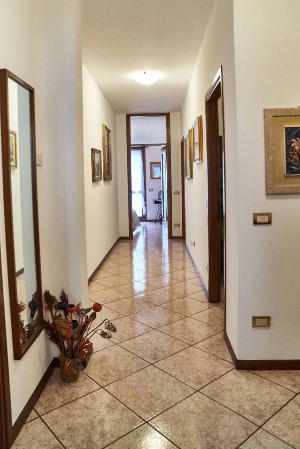 Appartamento Clivo Solto Collina Luaran gambar