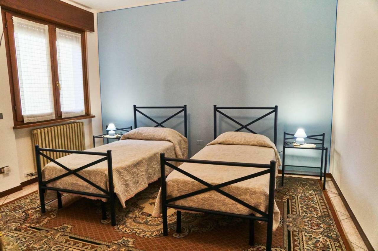 Appartamento Clivo Solto Collina Luaran gambar